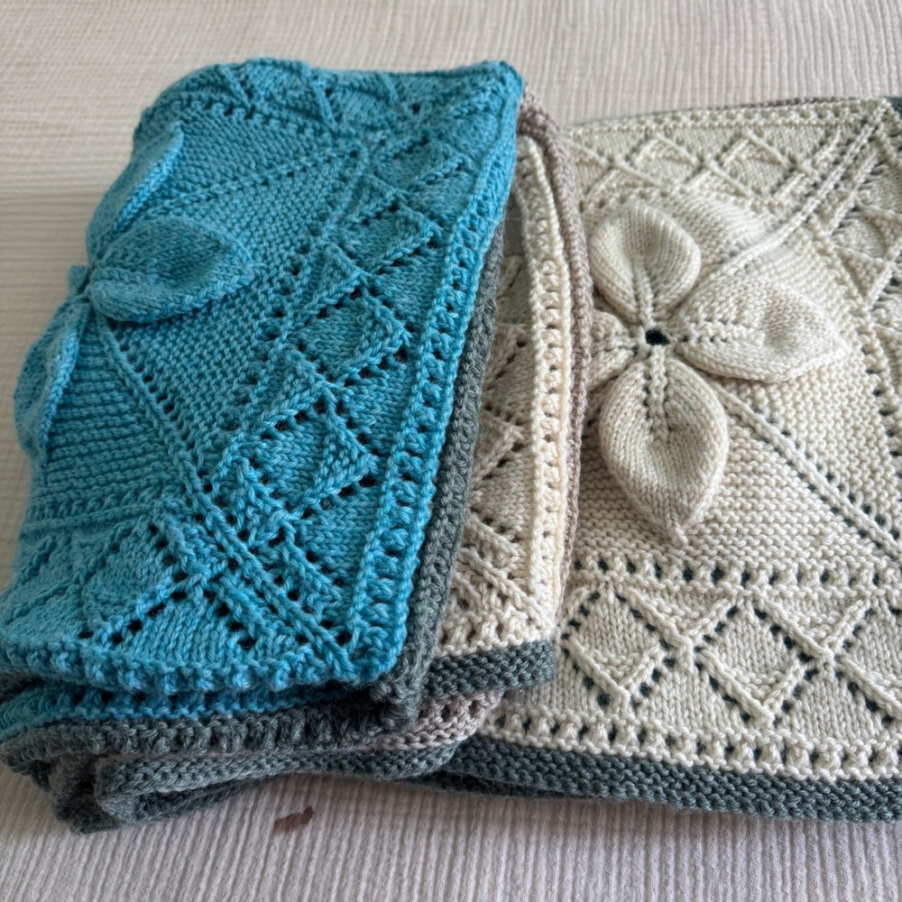 Handmade Knit Throw Blanket 66x66 Blue Grey Cream 3D Floral Granny Square SOFT! - Picture 11 of 13